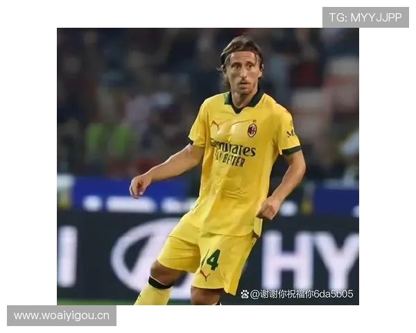 德容与莫德里奇的中场核心之争：组织能力与节奏控制的关键差异