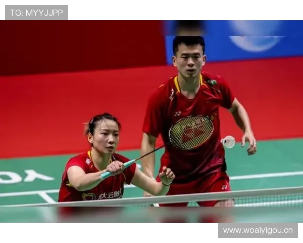 黄雅琼训练间喝水都像是在配戏，这日子真不是一般人能过的！