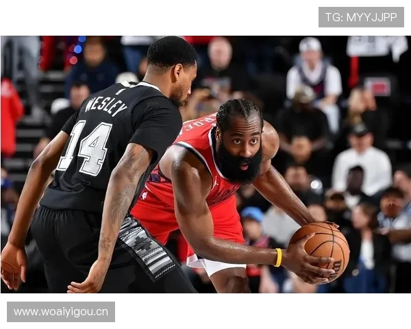 伦纳德挡拆造杀伤效率提升 拉开与哈登得分结构差距